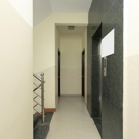 Oyo 10378 Hotel Hibiscus Mayflower Bangalore Exterior foto