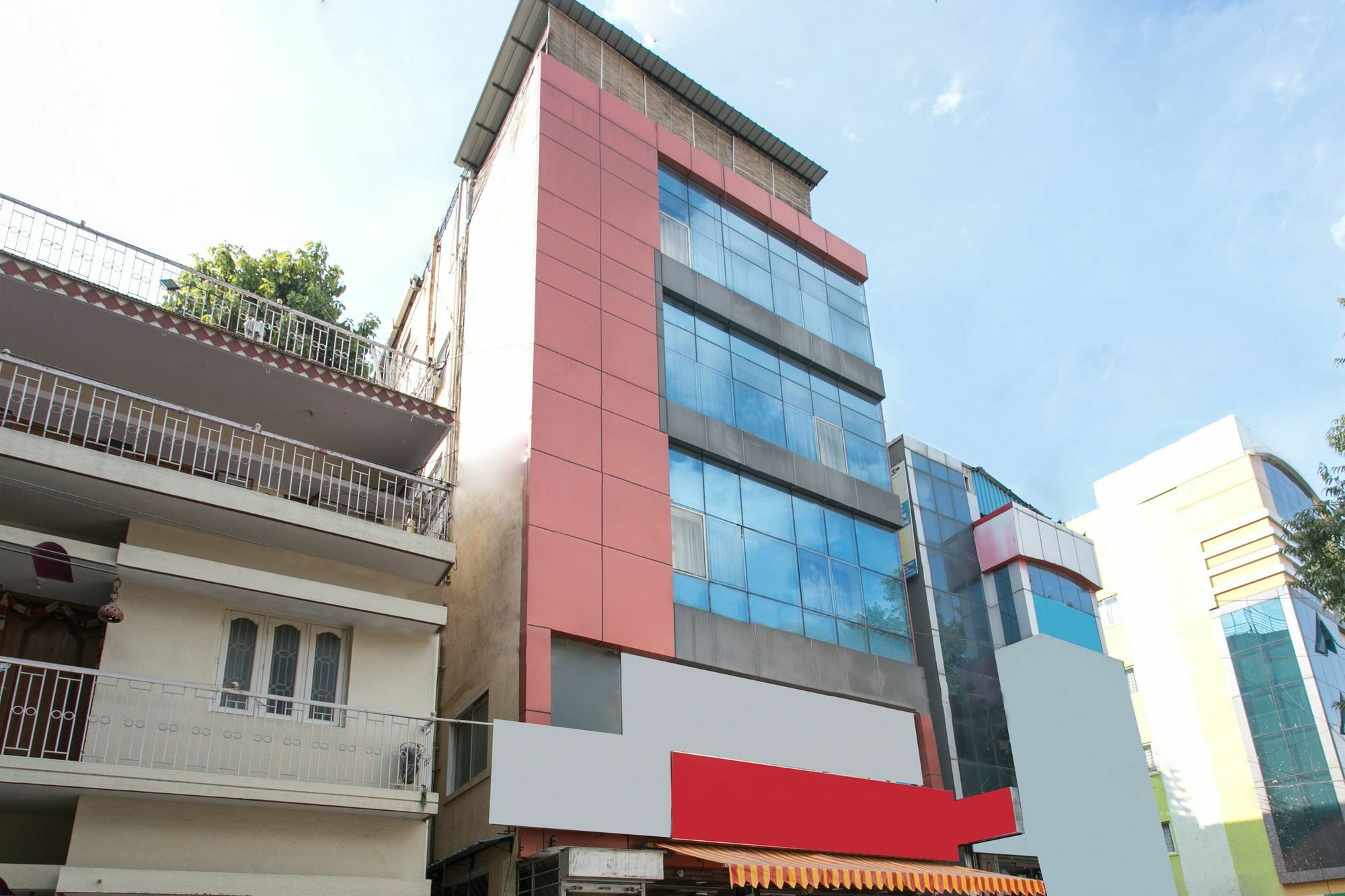Oyo 10378 Hotel Hibiscus Mayflower Bangalore Exterior foto
